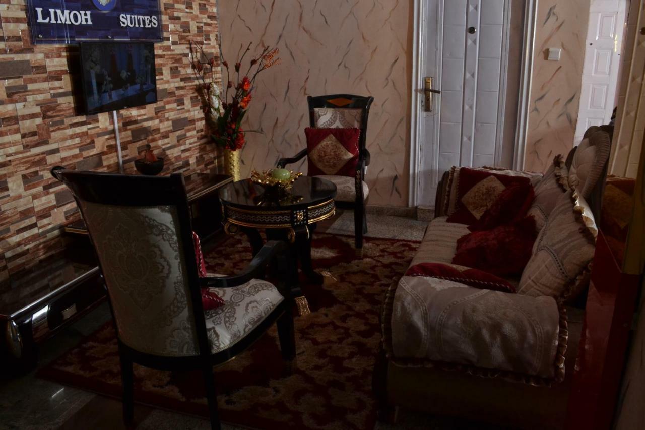 Limoh Suites Benin City Esterno foto