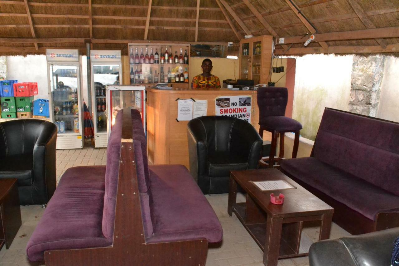 Limoh Suites Benin City Esterno foto